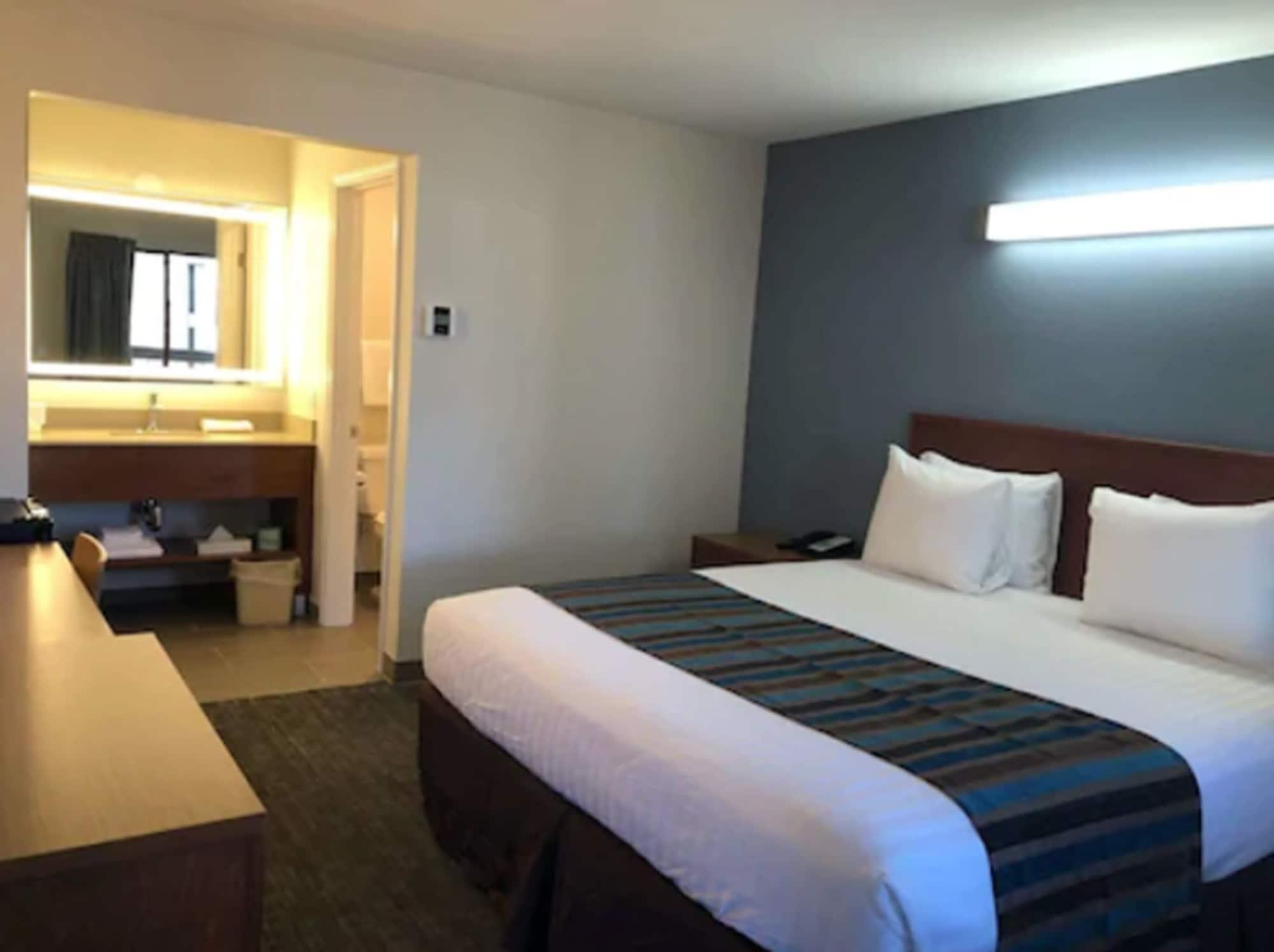 Good Nite Inn Fremont Bagian luar foto