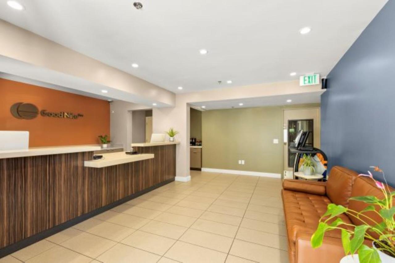 Good Nite Inn Fremont Bagian luar foto