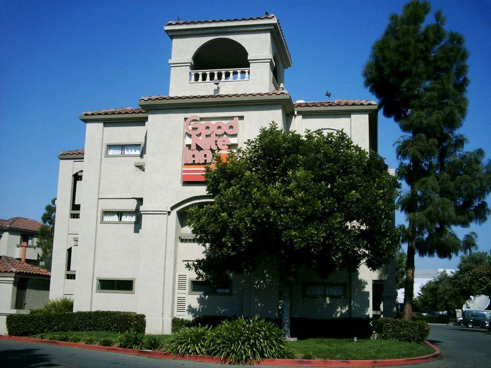 Good Nite Inn Fremont Bagian luar foto